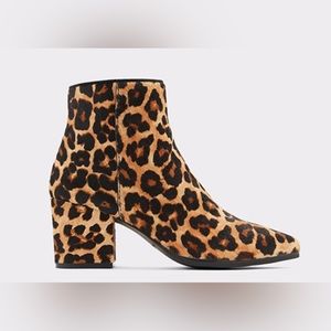 🆕 Aldo Black Ankle Boots Stylish and Versatile